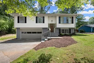 6262 Laurel Wood Trail, Flowery Branch, GA 30542 - Photo 2