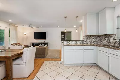 2558 Woodacres Road NE, Atlanta, GA 30345 - Photo 18