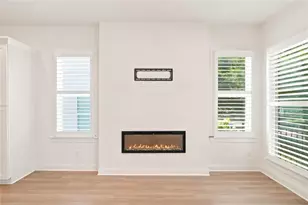 111 Pearl St, Woodstock, GA 30188 - Photo 6