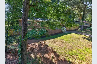 3670 Windy Hill Drive, Gainesville, GA 30504 - Photo 2