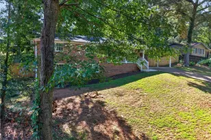 3670 Windy Hill Dr, Gainesville, GA 30504 - Photo 2