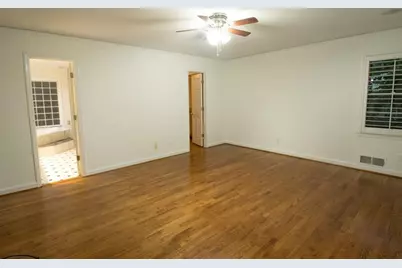 376 Cochran Drive NW, Atlanta, GA 30327 - Photo 10