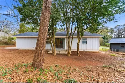 1677 Liberty Valley, Decatur, GA 30032 - Photo 16