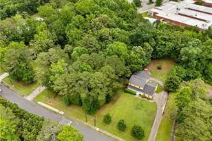 3580 Burlingham Dr, Lithonia, GA 30038 - Photo 8