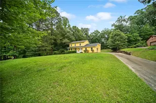 3580 Burlingham Dr, Lithonia, GA 30038 - Photo 2