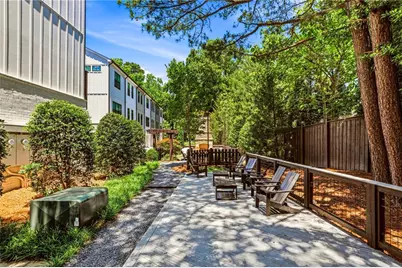 4456 Dalston Drive NE, Atlanta, GA 30342 - Photo 22