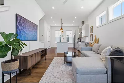 4456 Dalston Drive NE, Atlanta, GA 30342 - Photo 2