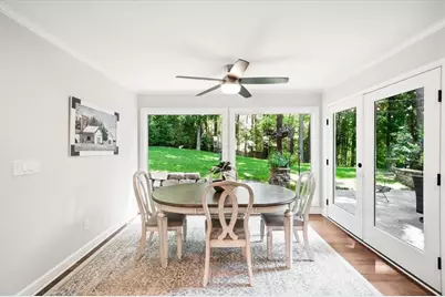 2242 Hill Creek Way, Marietta, GA 30062 - Photo 10