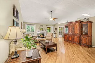 6008 Woodcreek Dr, Woodstock, GA 30188 - Photo 6
