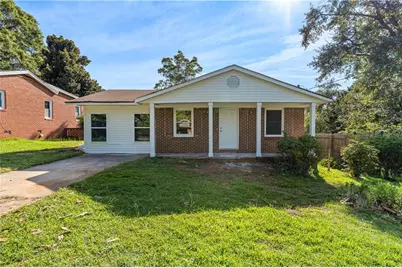 1324 Spellman Avenue, Griffin, GA 30223 - Photo 1
