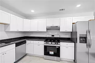 1324 Spellman Ave, Griffin, GA 30223 - Photo 8