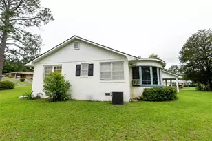 4962 John Kennedy Dr, Macon, GA 31204 - Photo 2