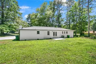 1348 Ridgewood Dr SW, Lilburn, GA 30047 - Photo 22