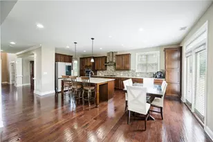 692 Faraday Cir, Suwanee, GA 30024 - Photo 14