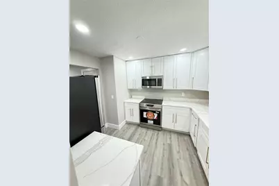 578 Hambrick Square, Stone Mountain, GA 30083 - Photo 6