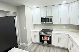 578 Hambrick Square, Stone Mountain, GA 30083 - Photo 6
