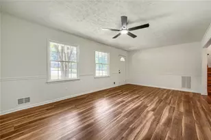 7418 Rountree Dr, Riverdale, GA 30274 - Photo 8