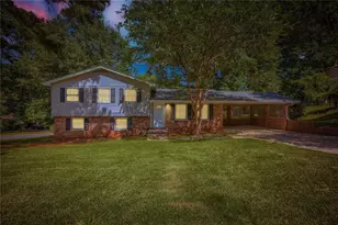 7418 Rountree Dr, Riverdale, GA 30274 - Photo 2