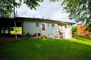 202 S Sage Street S, Toccoa, GA 30557 - Photo 22