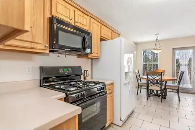 8810 Brookhurst Trl, Gainesville, GA 30506 - Photo 14