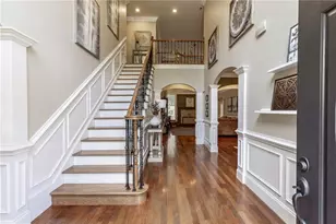 665 Links View Dr, Sugar Hill, GA 30518 - Photo 4