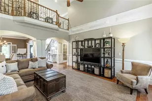 665 Links View Dr, Sugar Hill, GA 30518 - Photo 14