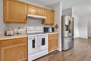 293 Snapping Shoals Rd, McDonough, GA 30252 - Photo 2