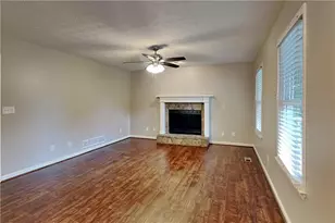 600 Glendale Forest Dr, Woodstock, GA 30189 - Photo 4