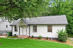 987 Lawton St SW, Atlanta, GA 30310 - Photo 1