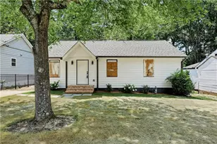 987 Lawton St SW, Atlanta, GA 30310 - Photo 2