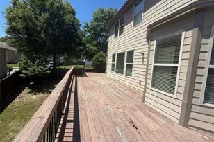 2294 Lake Cove Ct, Buford, GA 30519 - Photo 8