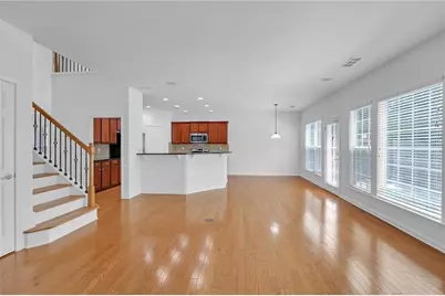 5608 Avonley Creek Drive, Sugar Hill, GA 30518 - Photo 10