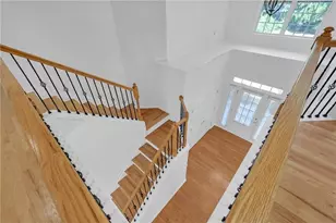 5608 Avonley Creek Dr, Sugar Hill, GA 30518 - Photo 4