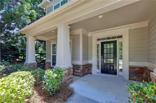 5608 Avonley Creek Dr, Sugar Hill, GA 30518 - Photo 2