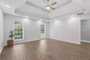 1921 E Bay Street E, Hoschton, GA 30548 - Photo 22