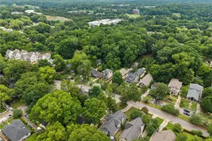 2129 Oakview Rd SE, Atlanta, GA 30317 - Photo 46
