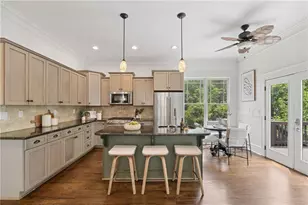 2129 Oakview Rd SE, Atlanta, GA 30317 - Photo 10