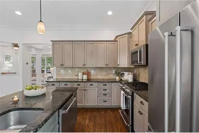 2129 Oakview Road SE, Atlanta, GA 30317 - Photo 16