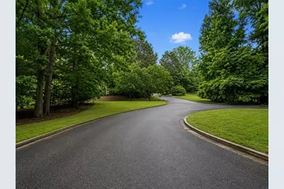 195 Old Fairburn Close SW, Atlanta, GA 30331 - Photo 4