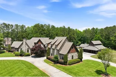 605 Carriage Avenue, Jefferson, GA 30549 - Photo 1