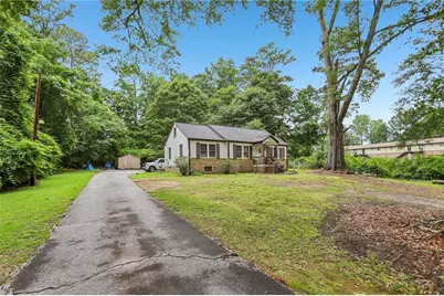 5830 Garner Road SW, Mableton, GA 30126 - Photo 2