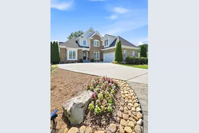 2808 Rosebud Road, Loganville, GA 30052 - Photo 2