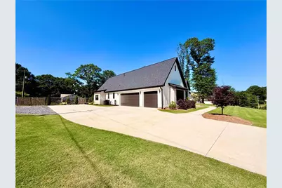 8535 Loy Lane, Gainesville, GA 30506 - Photo 14