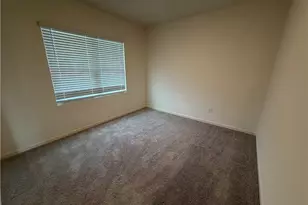 303 Hyde Pk, Winder, GA 30680 - Photo 2