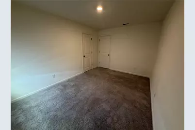 303 Hyde Park, Winder, GA 30680 - Photo 18