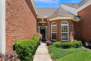 431 Brookes Walk, Woodstock, GA 30188 - Photo 4
