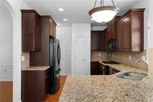 431 Brookes Walk, Woodstock, GA 30188 - Photo 10