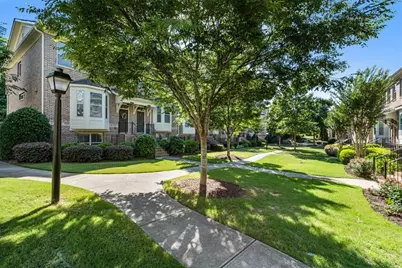 7990 Willoughby Court, Alpharetta, GA 30005 - Photo 2