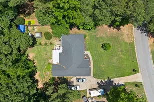 408 Strathmore Dr, Sharpsburg, GA 30277 - Photo 44
