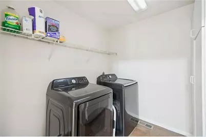 408 Strathmore Drive, Sharpsburg, GA 30277 - Photo 26